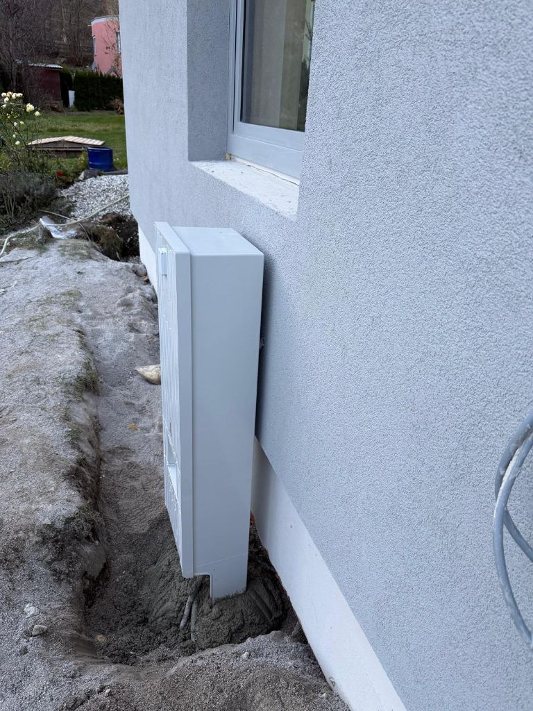 Projektfoto: Detail an der Fassade im Außenbereich